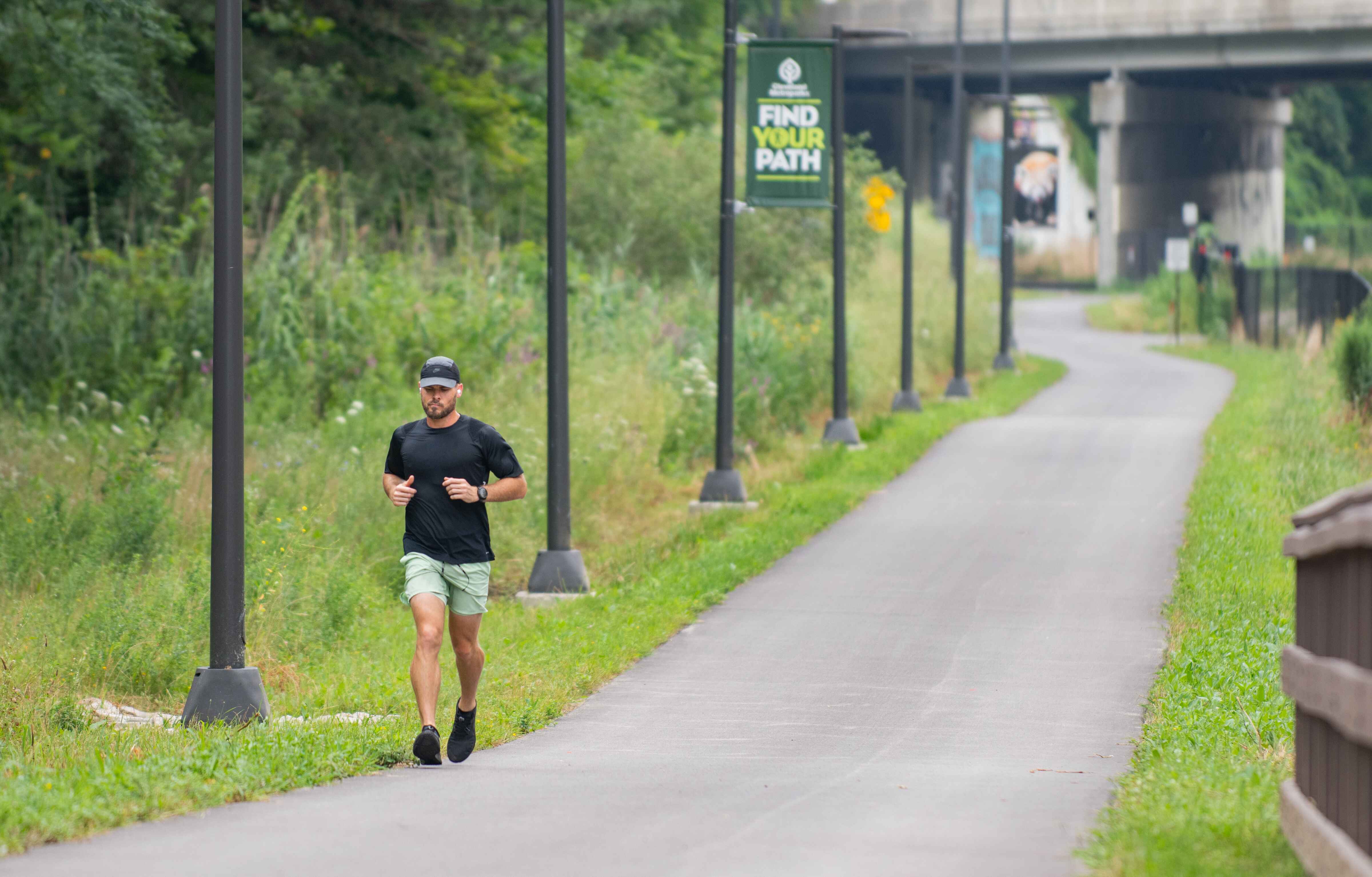 RL-Greenway_-Runner