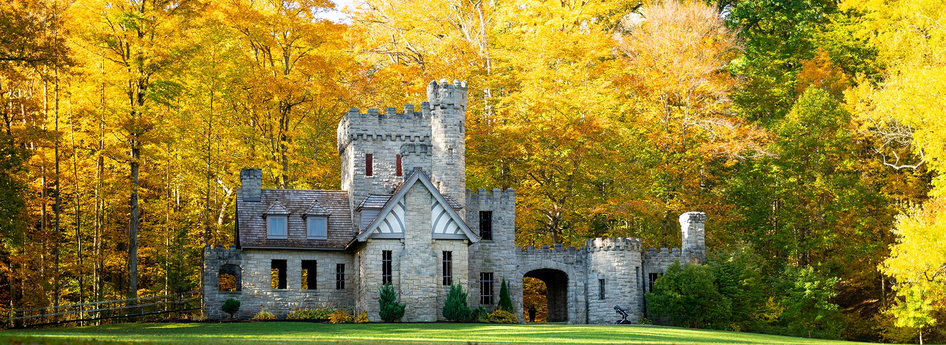 Squire's Castle during Peak Fall season
