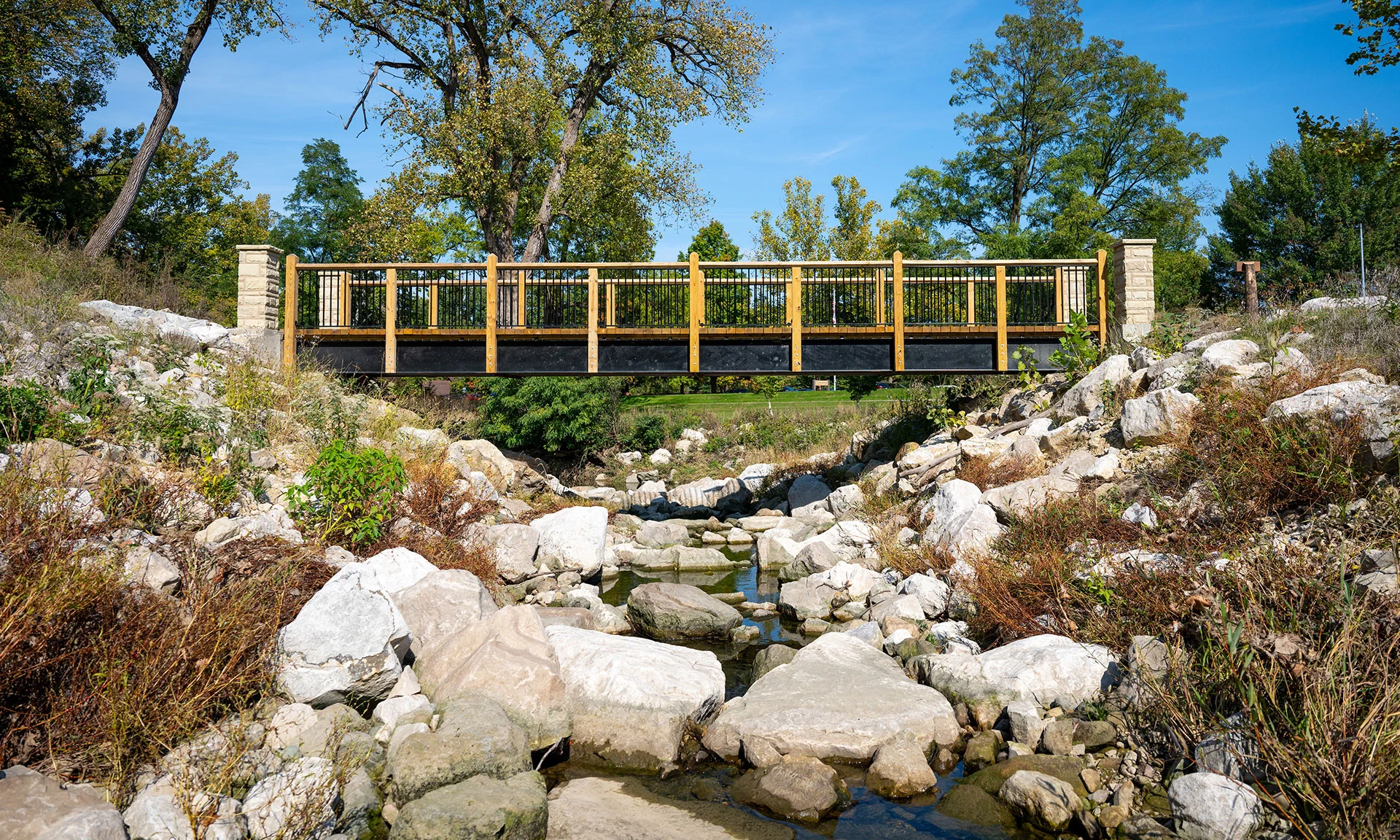 Garfield-Park-Trail_Bridge