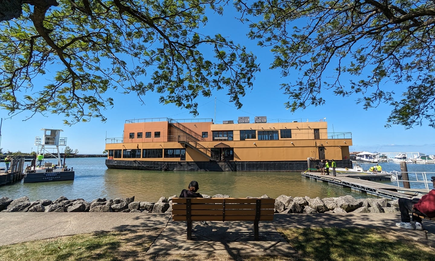 Thumb_Barge_Tree-View.jpg