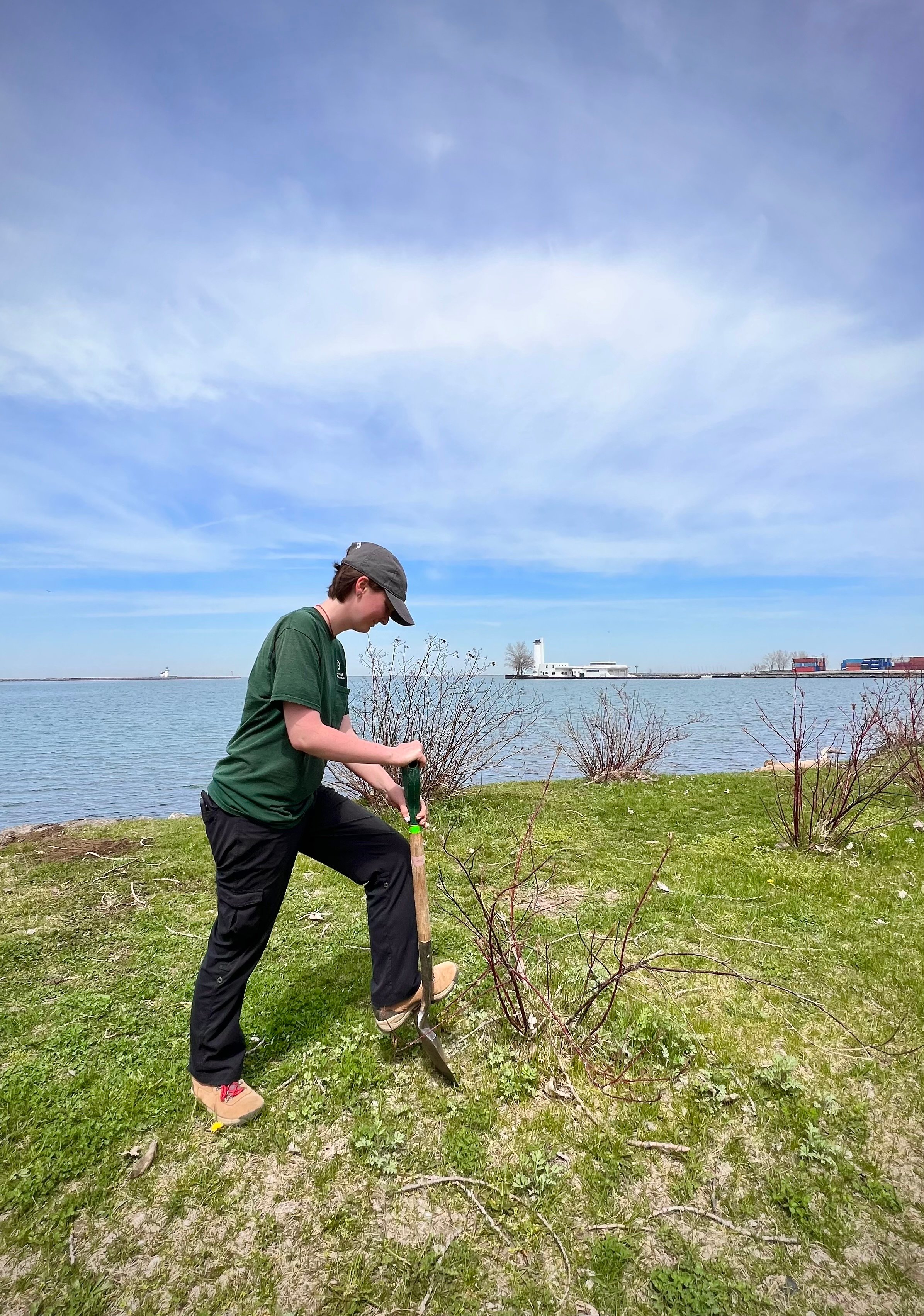 2023-4-14-Wendy-Park-Shrub-Transplant_Digging-the-Lake.JPG