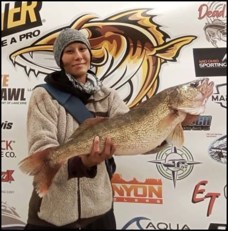 11-6-25-kylie-2.jpg 11-6-25-kylie-2.jpg